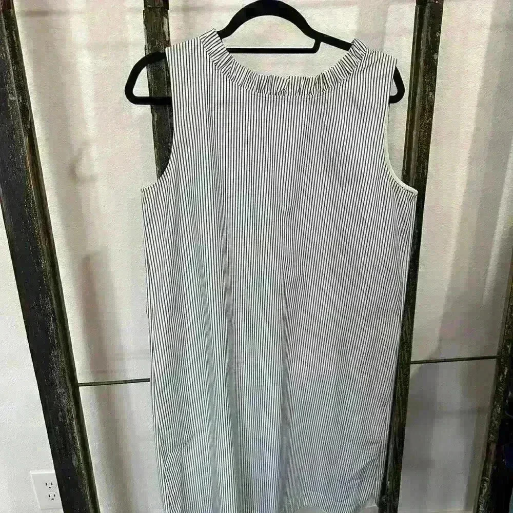 Lafayette 148 dress Sz M